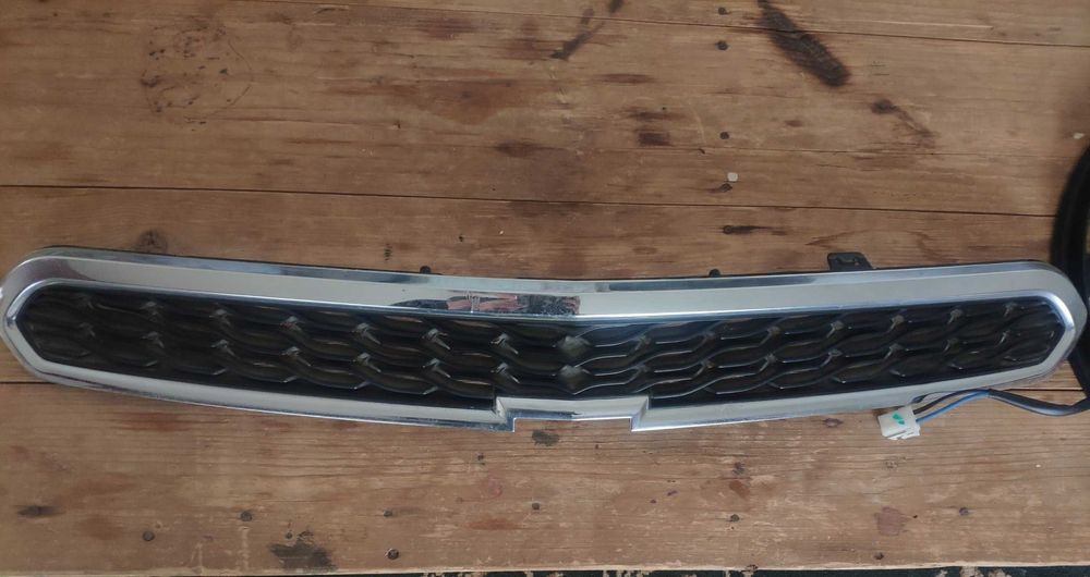 Spark ehtiyot qisimlari sotiladi