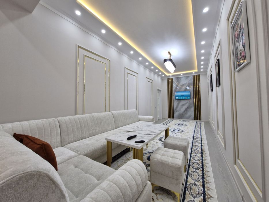 3х комнатная без глухих комнат 85м² на 4 этаже в Новостройке с Лифтом