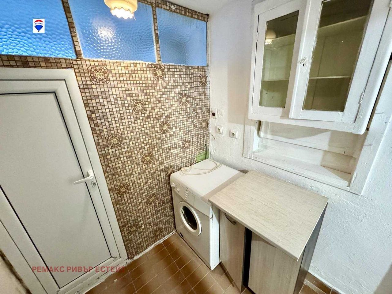 Продава се Едностаен апартамент в Русе, Дружба 2 - 45 кв.м за 576 €/кв.м - Снимка #5