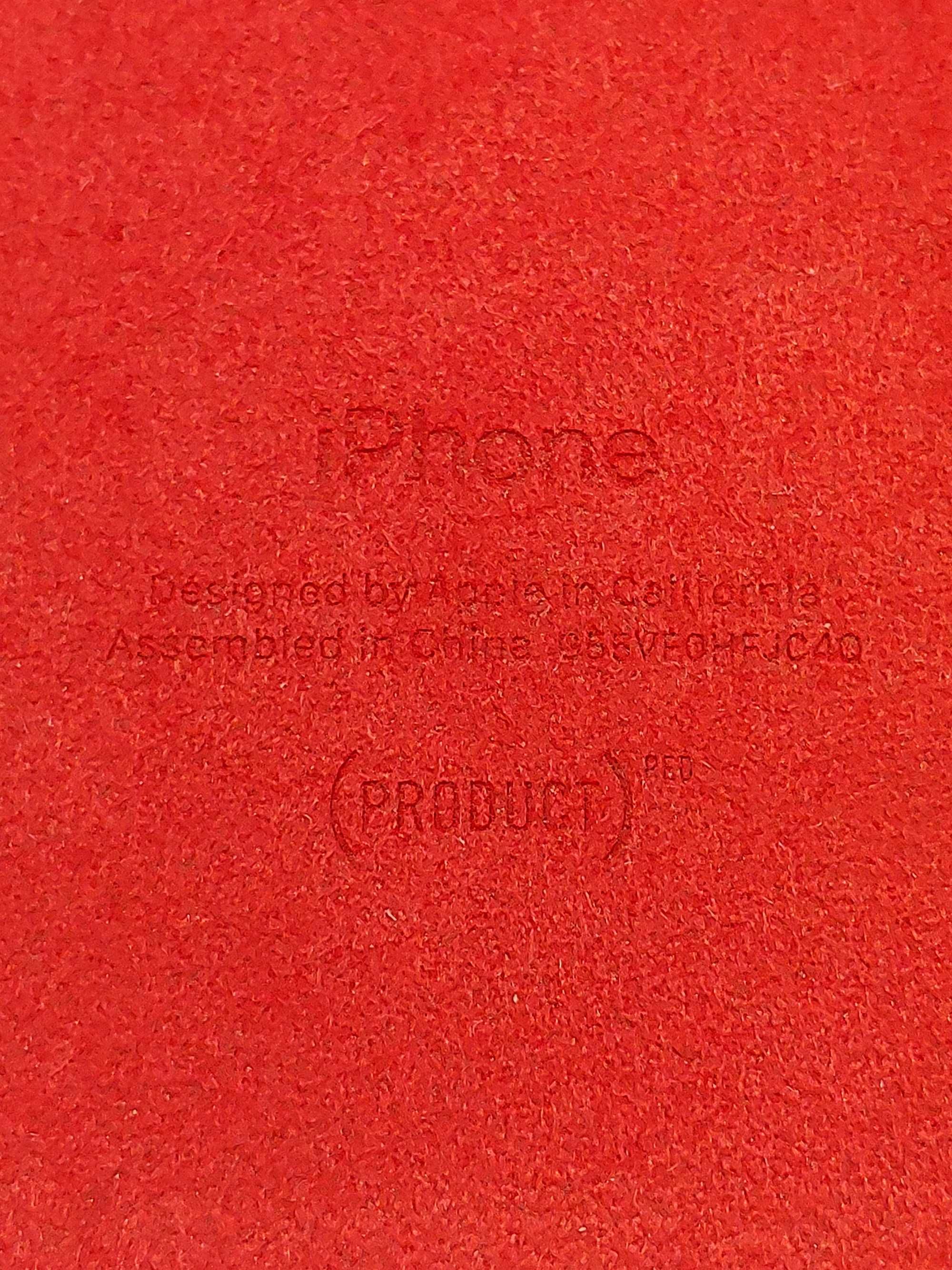 Продам оригинальный чехол Product Red для iPhone X