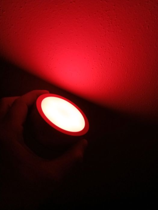 Lampa de camera cu lumini