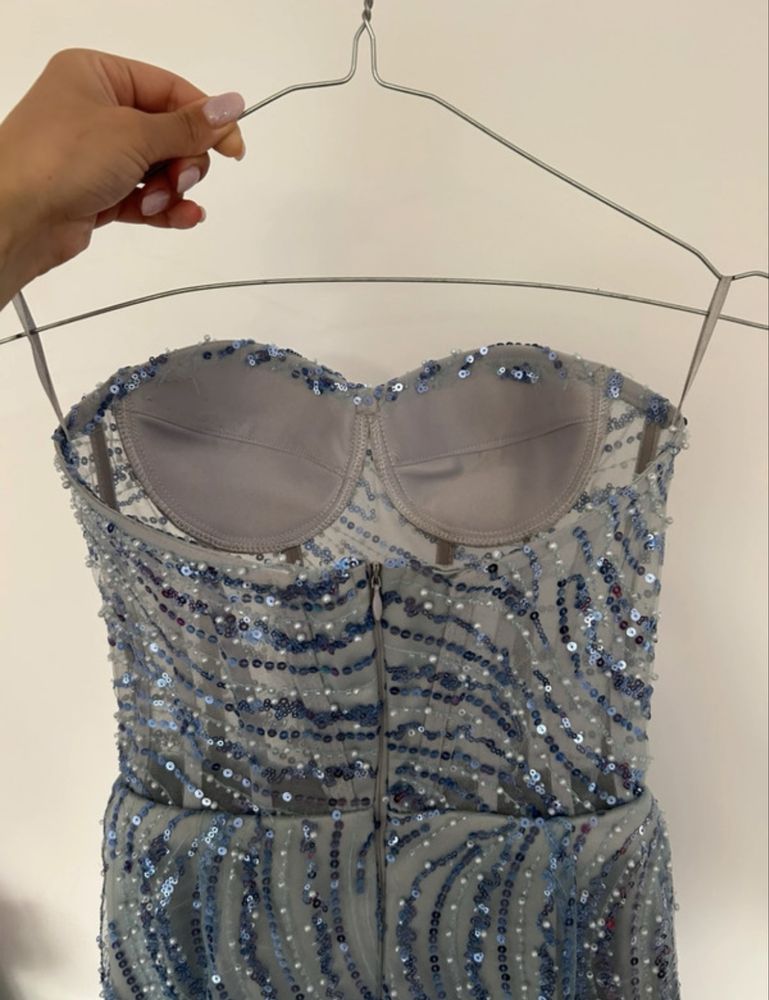 Rochie cu paiete si perle
