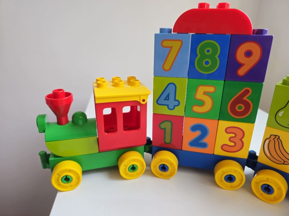 LEGO DUPLO - Trenul cu numere 10847