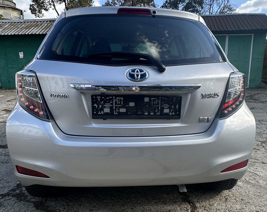 Toyota Yaris 1,5 Hybrid ,an 2013,Automata