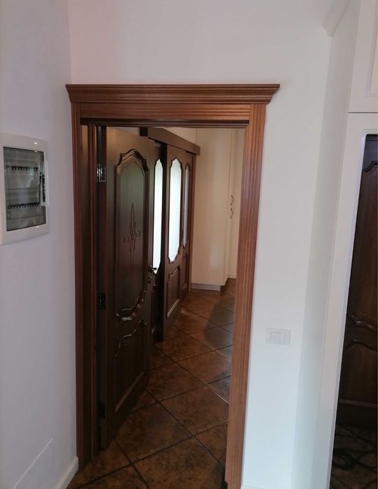 Montaj usi interior , usi la comanda , pal , mdf ,lemn stratificat