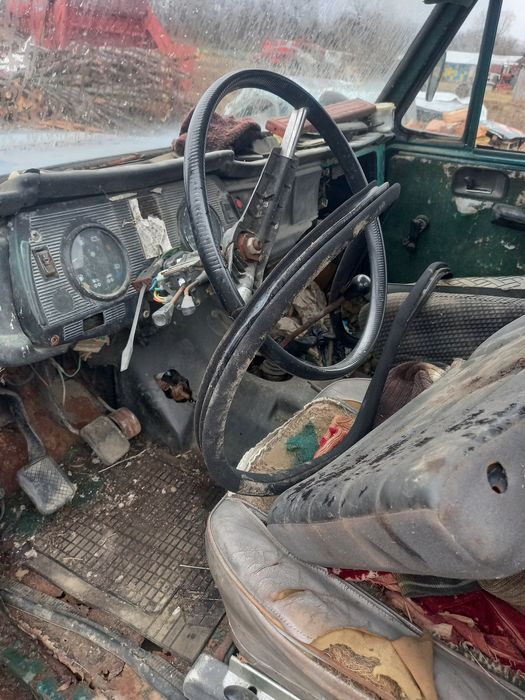 Vând camionetă aro 320