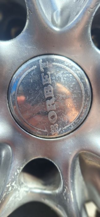 Jante Borbet 5x120
Cauciucuri stare buna 215 50 17
Trebu