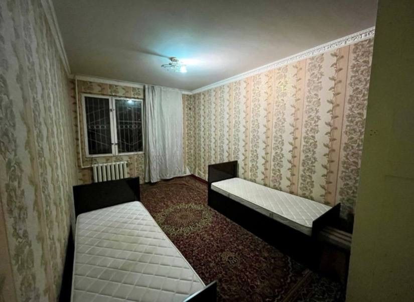 Чилонзор 8. малика гостиница. 2/1/4 срочно