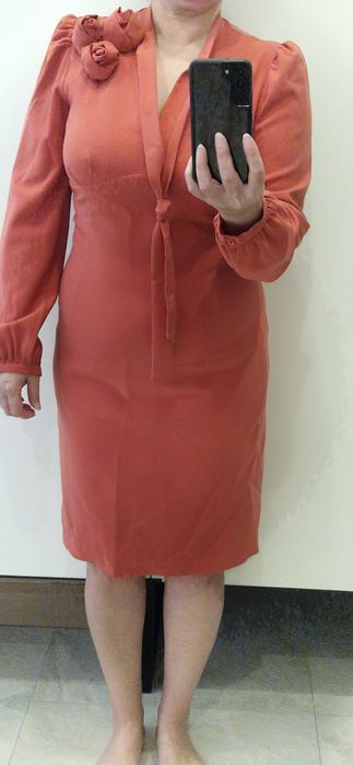Платье кораллового цвета BGN