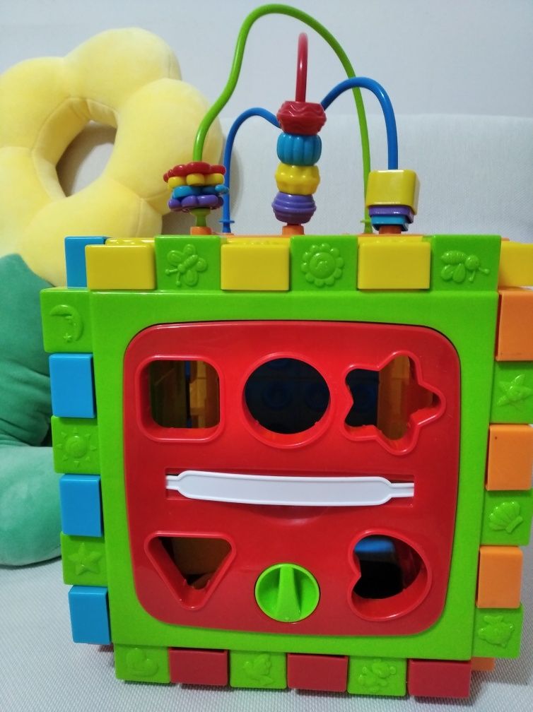 Cub jucarie Playgo creativ activitati puzzle bebe bebelusi PlayGo