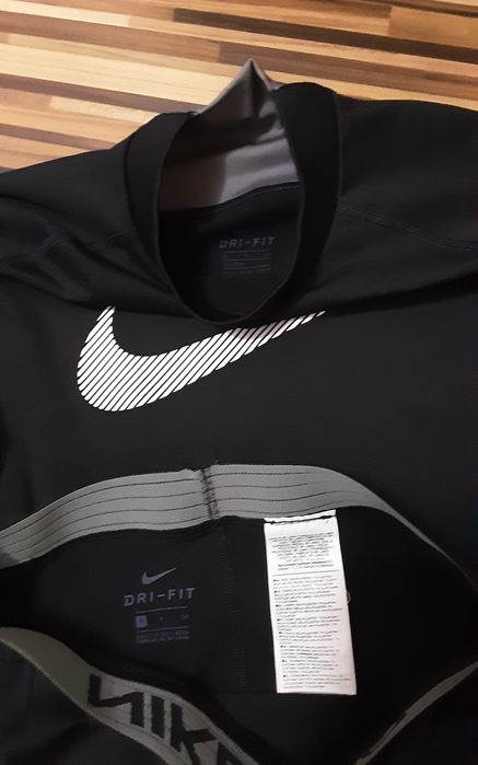 (XL 158-170) NIKE PRO оригинални термо дрехи