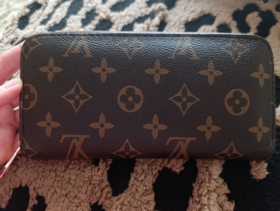 Portofel Louis Vuitton