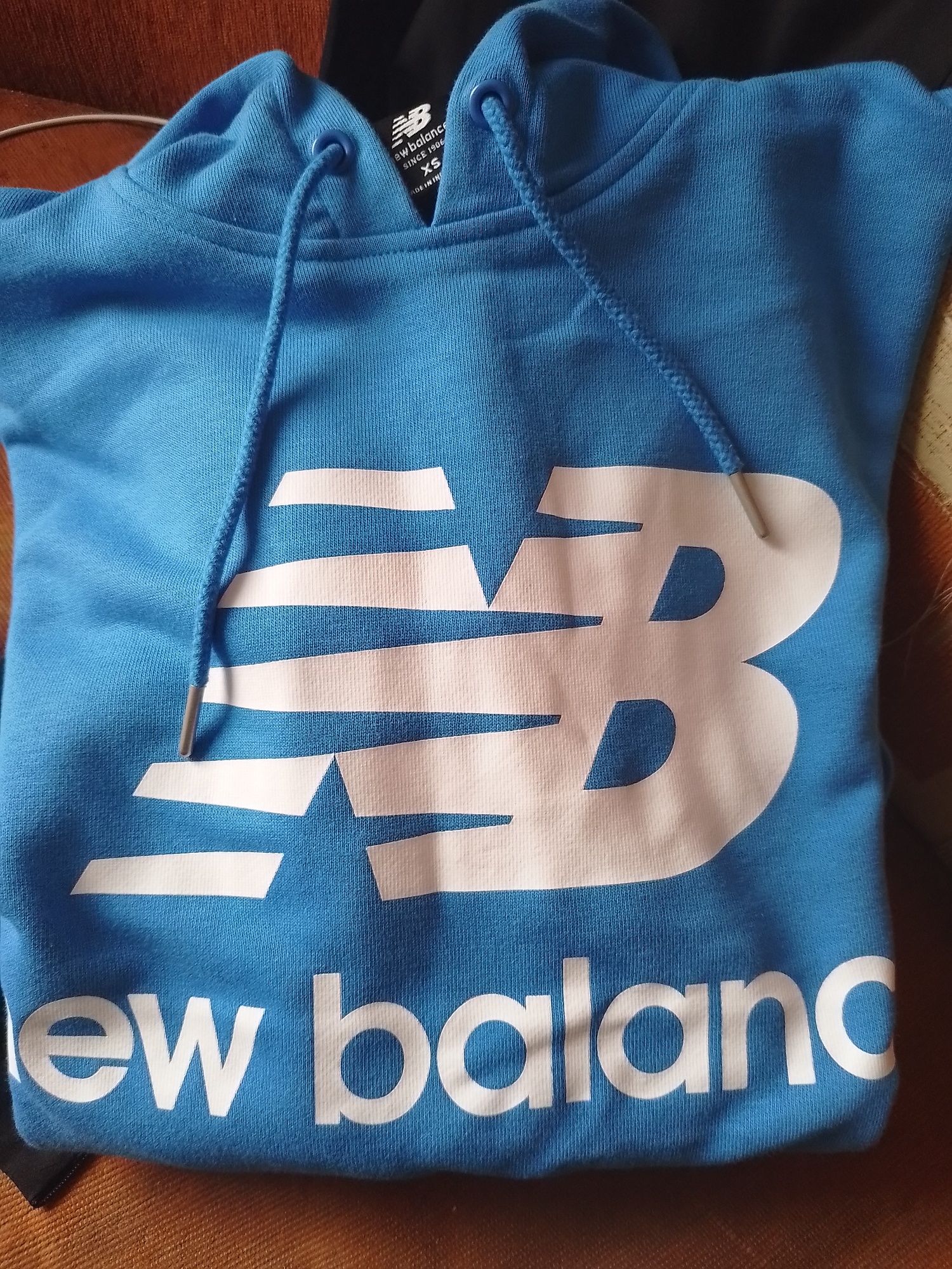 Блузи new balance и cropp