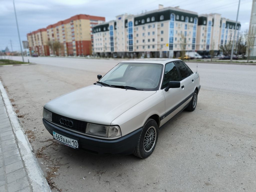 Продам авто Audi 80 / Ауди 80