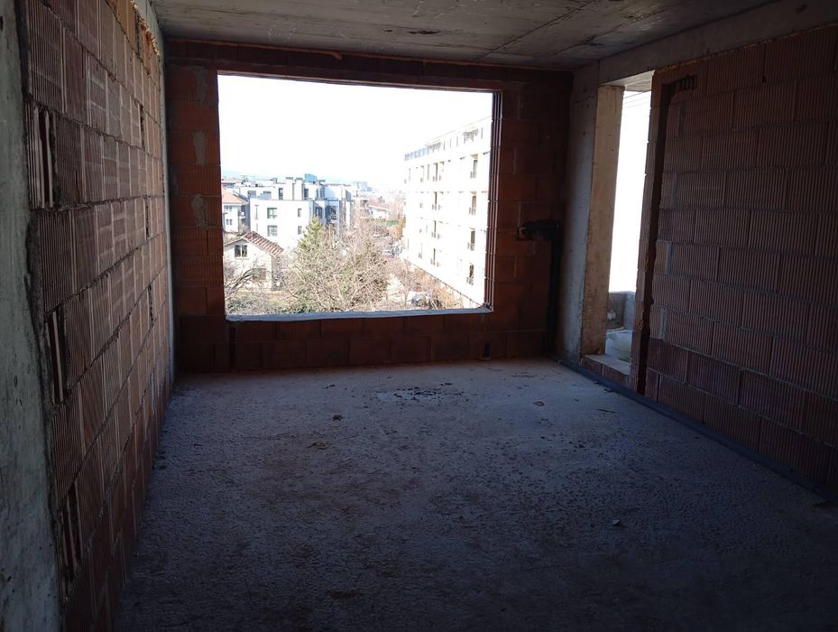 Продава се Тристаен апартамент в София, Кръстова вада - 87 кв.м за 2184 €/кв.м - Снимка #1