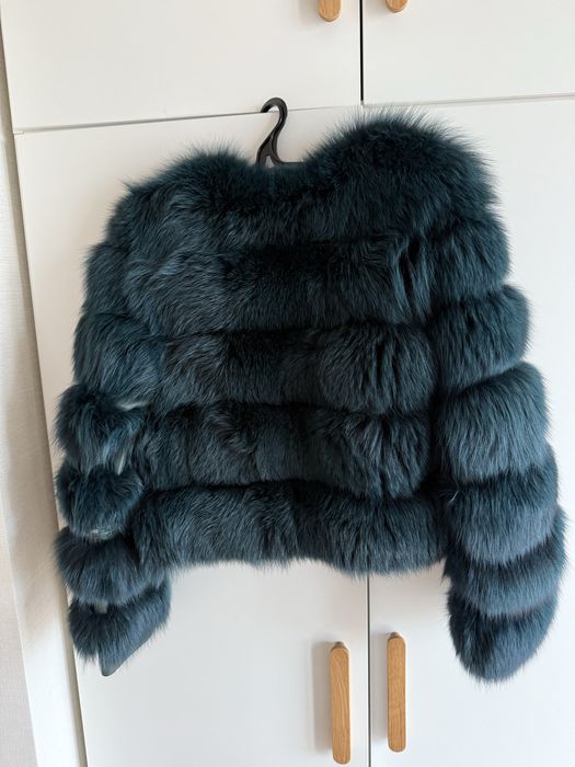 Палто от естестевн косъм в масленозелен цвят