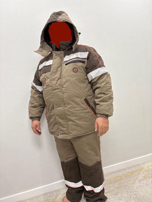 Спец. Одежда и кожаные сапоги