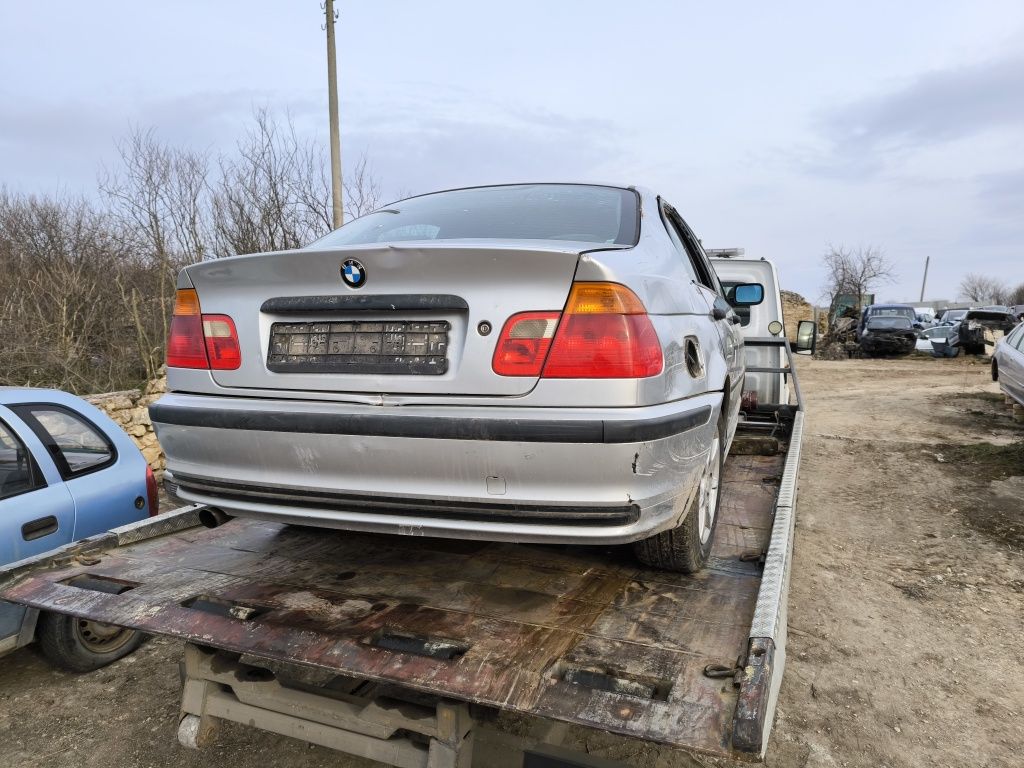 БМВ На части 318 2000г BMW