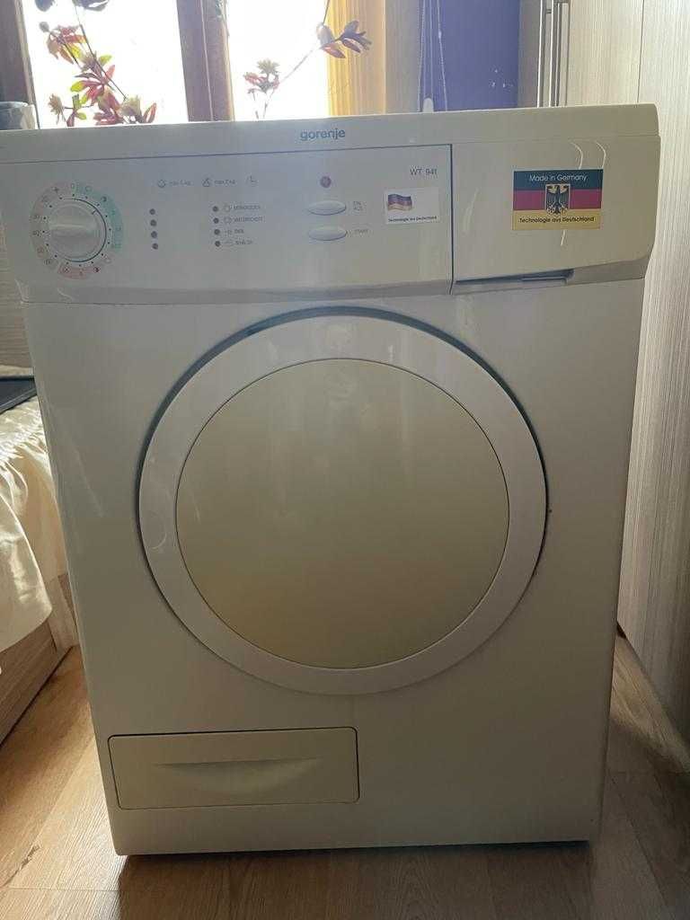 Продавам сушилня Gorenje 5 kg