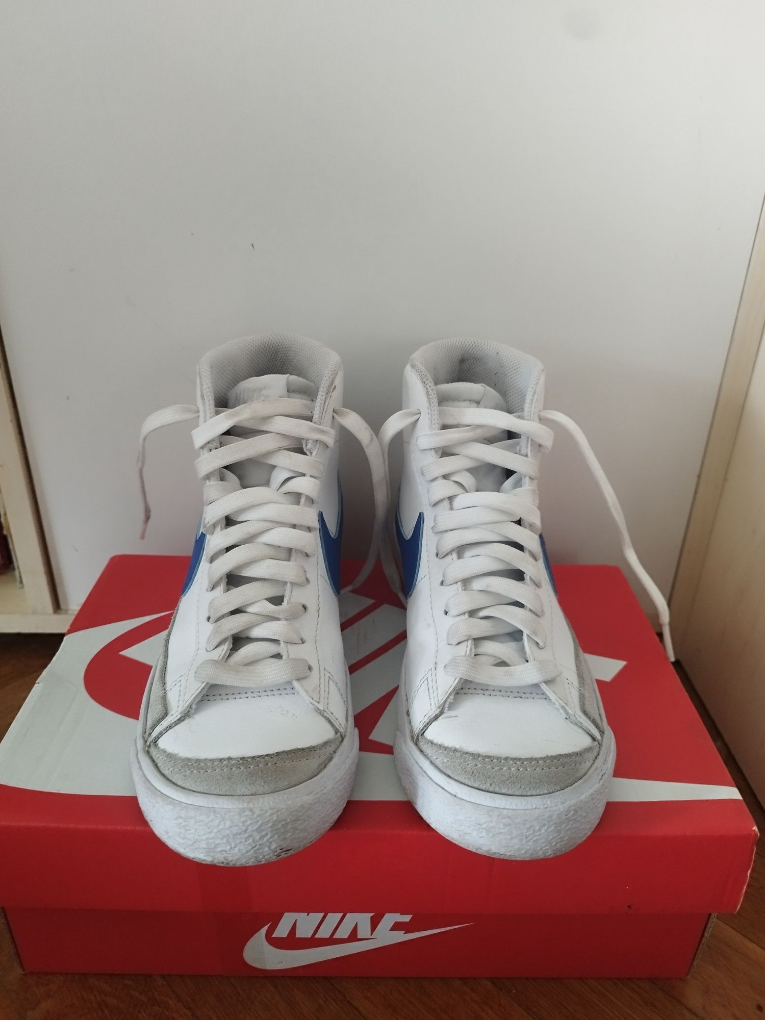 Nike Blazer Mid 35.5