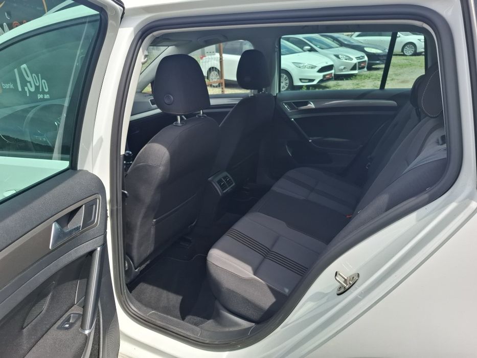 Vw Golf VII 2.0L 150cp/Navigatie/Scaune incalzite/Credit/Garanție