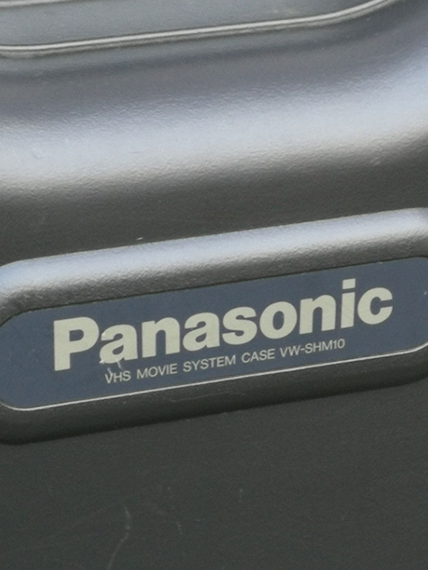 Vând camera video Panasonic