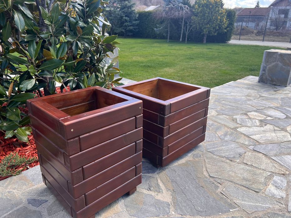 Mobilier de gradina - ghiveci - jardiniere - bancute - mese - leagan