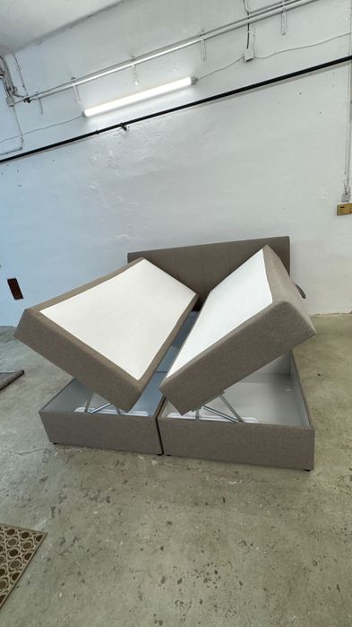 PAT BOXPRING 180x200 din Austria cu lăzi pe ambele părți stare ca Nou