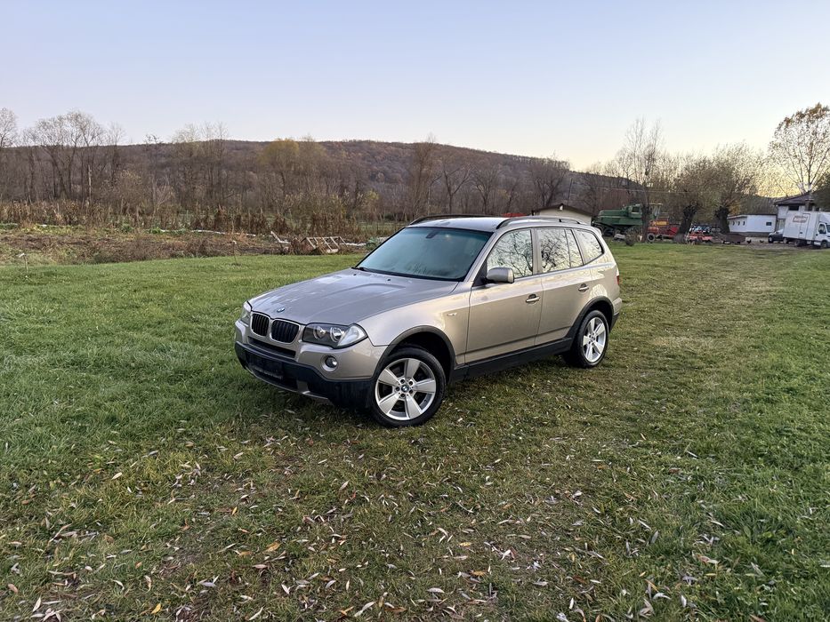 Bmw X3 2.0d automat distributia schimbata ruleaza foarte bine