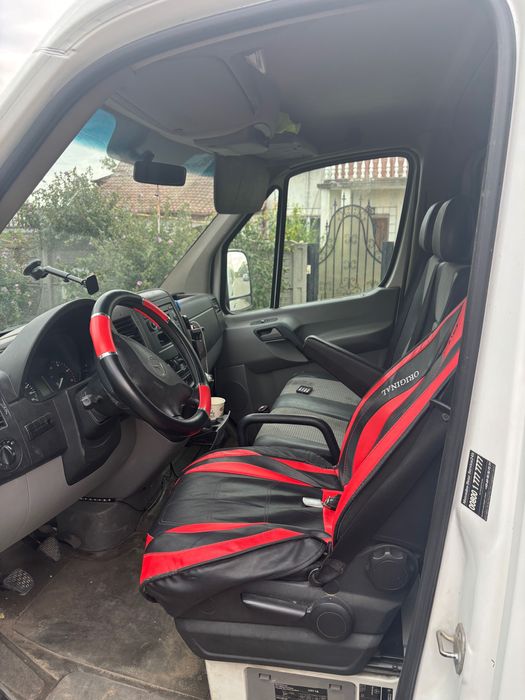 Vând sau schimb Mercedes sprinter 8+1 211 cdi