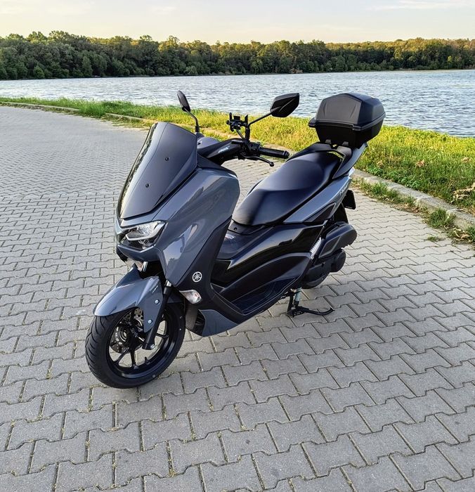 Vând Yamaha NMax 125cmc 2500km