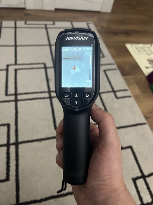 Canera portabila cu Termoviziune HikVision DS-2TP31B-3AUF