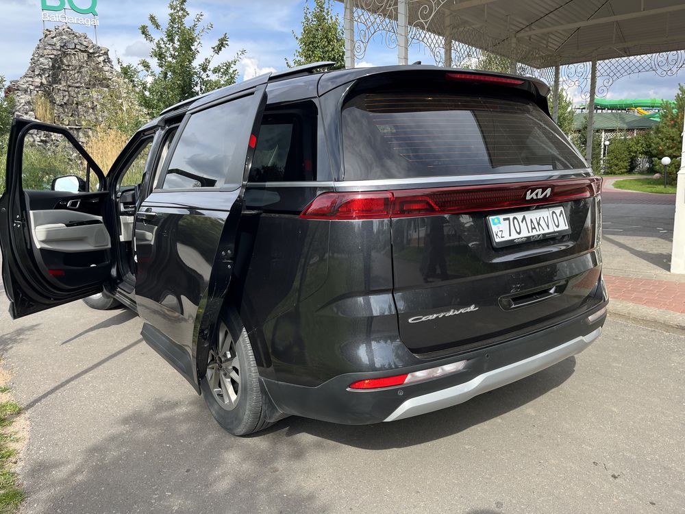 Kia Carnival продажа