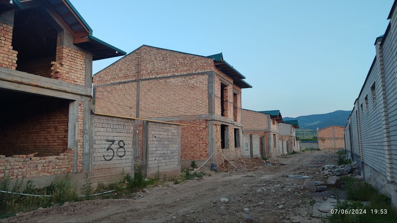 Dacha Gazalkent   srochni sotladi
