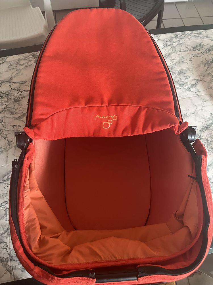 Сгъваем зимен кош quinny buzz