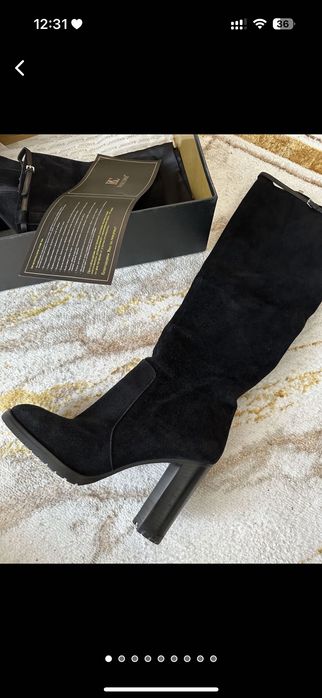 Сапоги зимние. Натуральная замша и мех.  Фирма Basconi. Размер 39