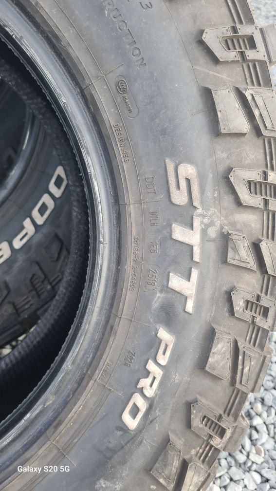 3 броя COOPER DISCOVERER stt pro por 285/70 R17 121Q