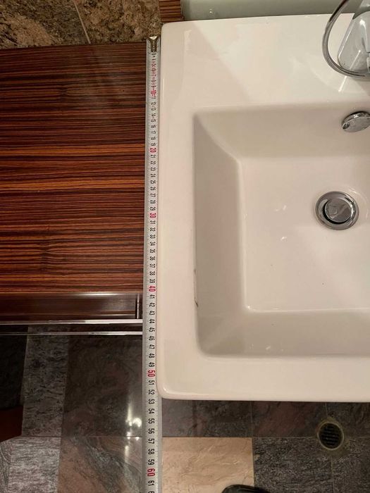 Мивка за баня  с шкаф