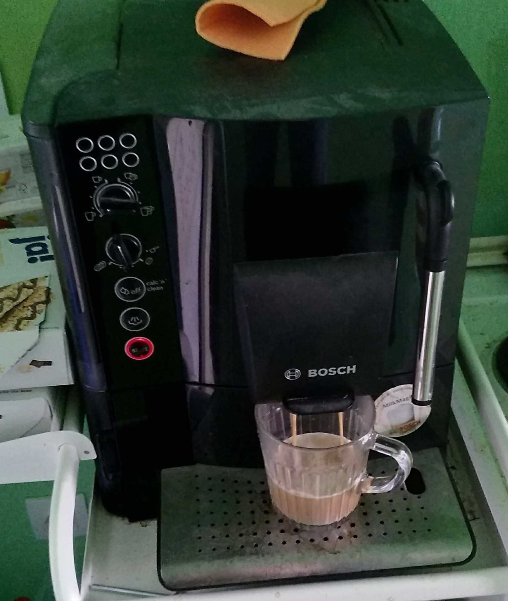 Продавам кафемашина Bosch VeroCafe