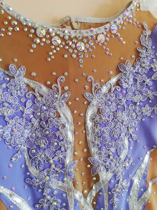 Трико ново за художествена гимнастика, танци за 7-8 години.