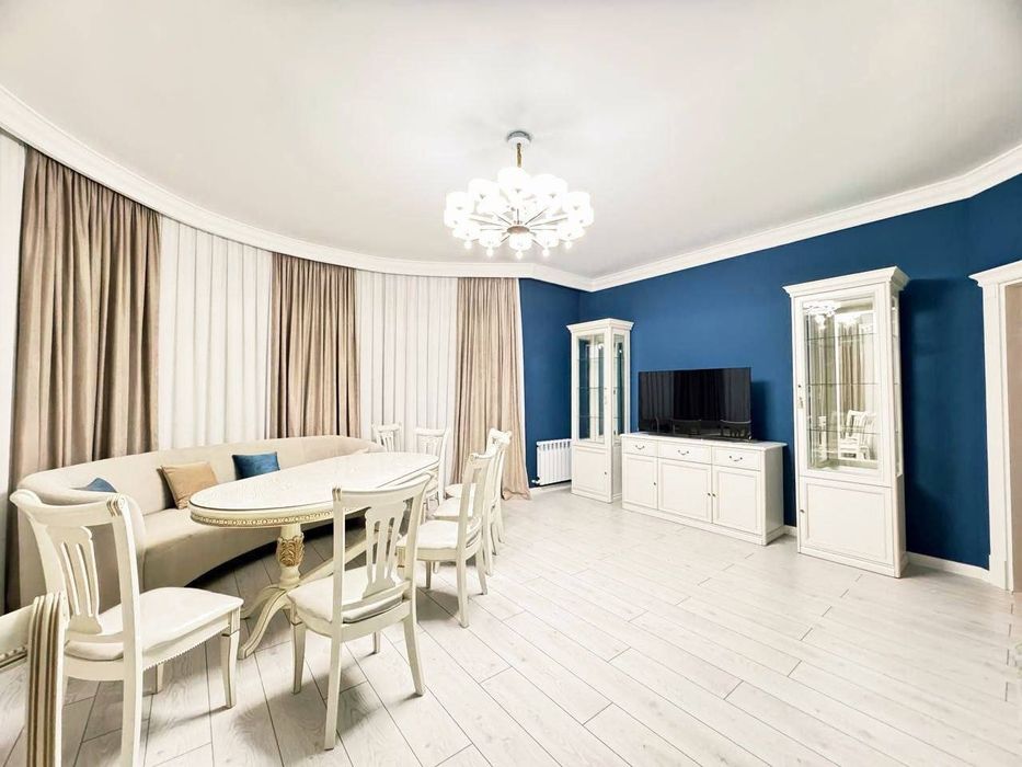 Продается 4х ком квартира, ЖК Parisien, ор-р: мост Мукими, 140 м²