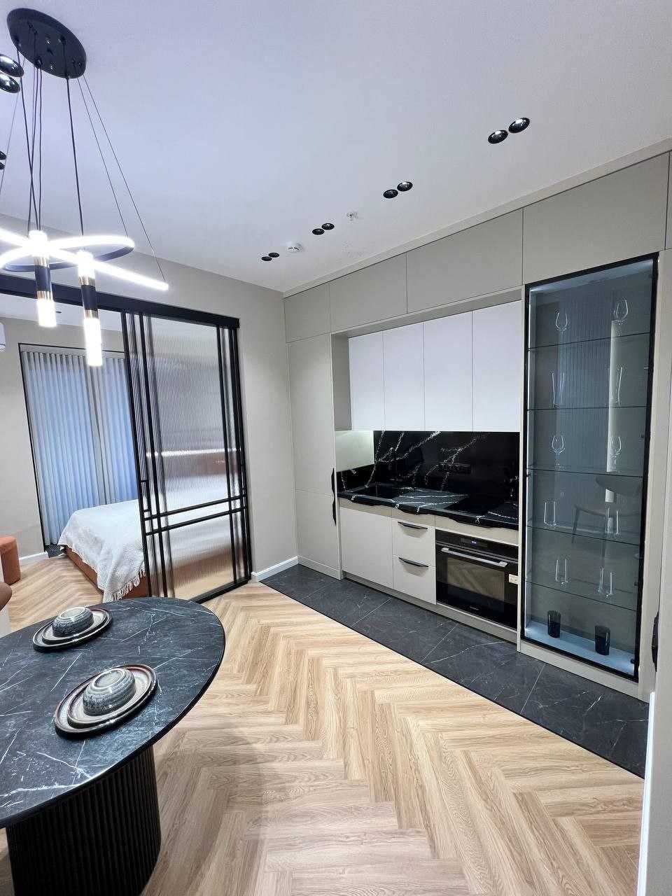 "СРОЧНО АРЗОН НАРХ‼️U Tower 35м2 Подключ Ташкент Сити Центр‼️
