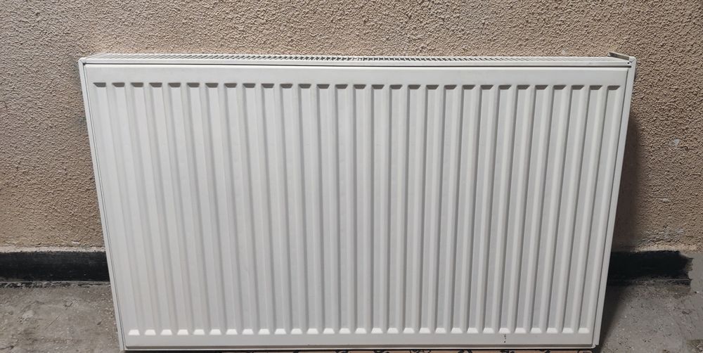 Calorifer Vogel & Noot 600x1000 cu suport si robineti tur-retur