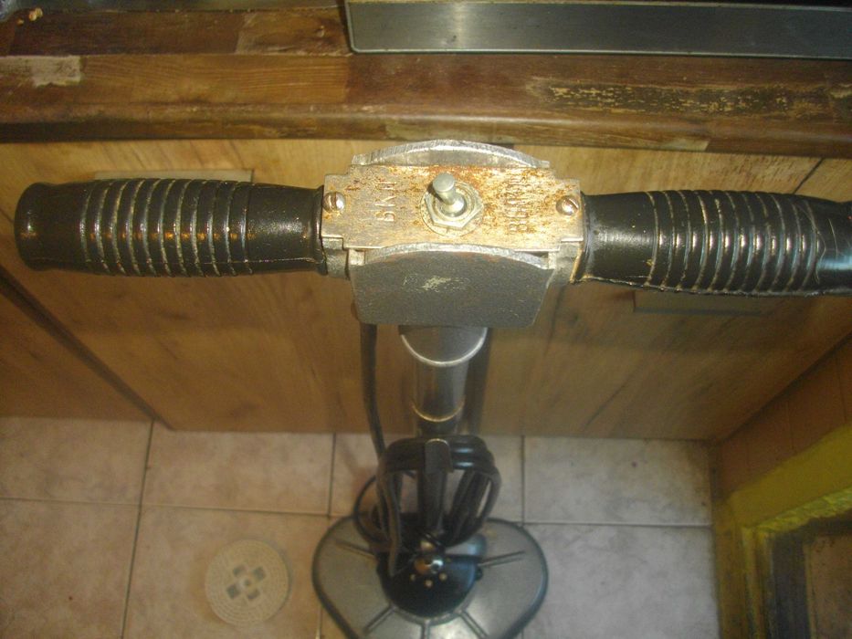 СССР Руска Ел. Машина Полиране Почистване Паркет  с 3 глави+1 ЭПМ-2