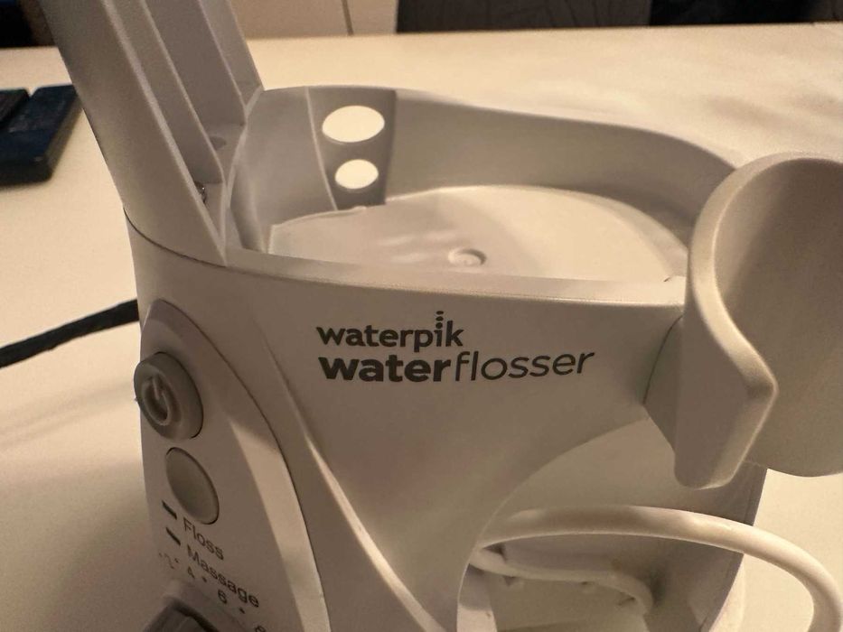 Oрален (зъбен) душ Waterpik WP-660EU Ultra Professional oral irrigator