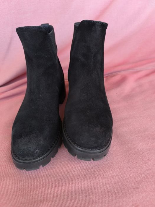 Ghete piele Musette
