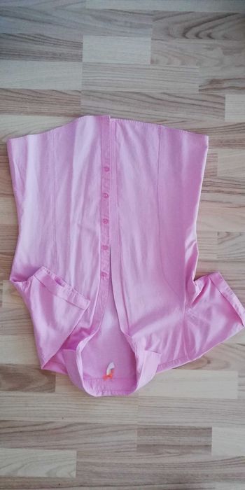 Cămașă maro, albastră, portocala, roșie cu mâneci lungi și scurte