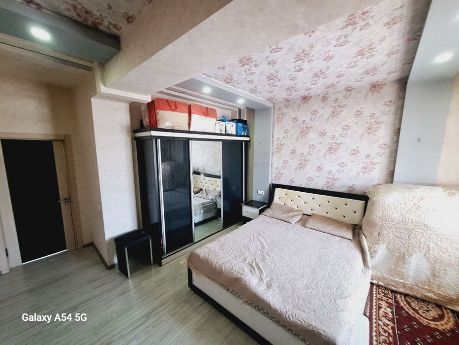 Kvartira sotiladi maklersiz