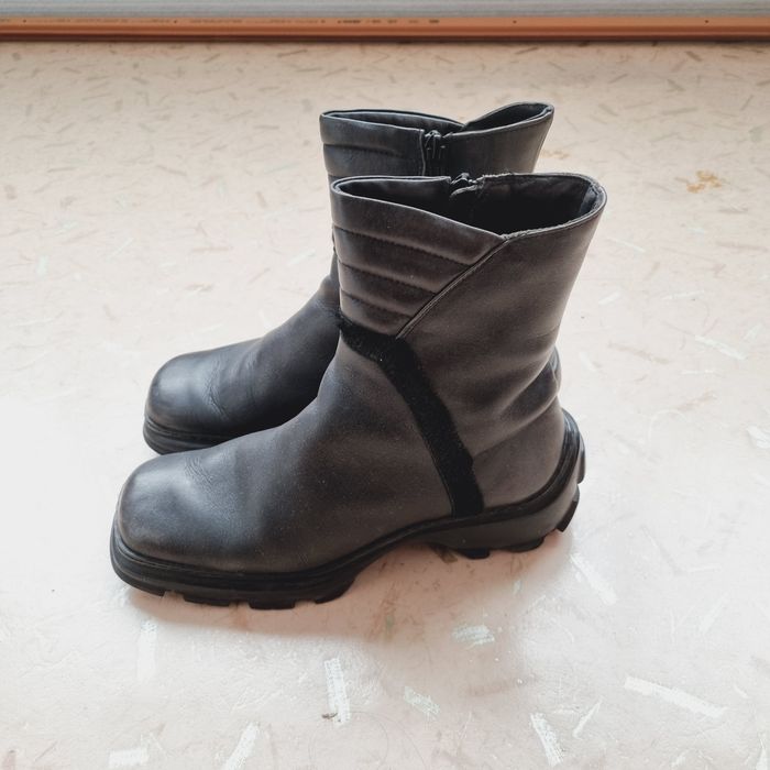 Продам ботинки зимние