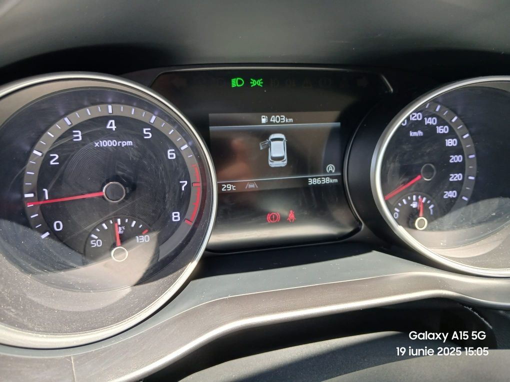 Kia Ceed PE 1,5 T-GDI 6MT Best MY2023